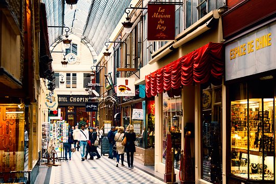 Shop in bustling arcades in the hidden Paris passages