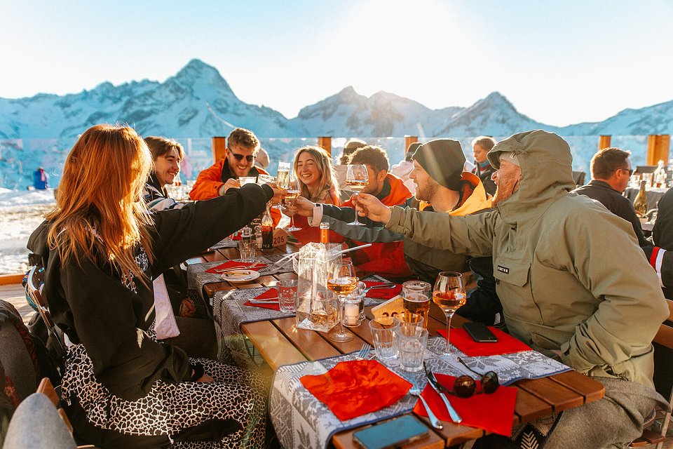 FESTIVAL TICKET & 6 DAY LIFT PASS 