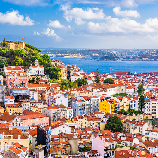 Portugal: Lisbon Marathon 2025 - HALF MARATHON