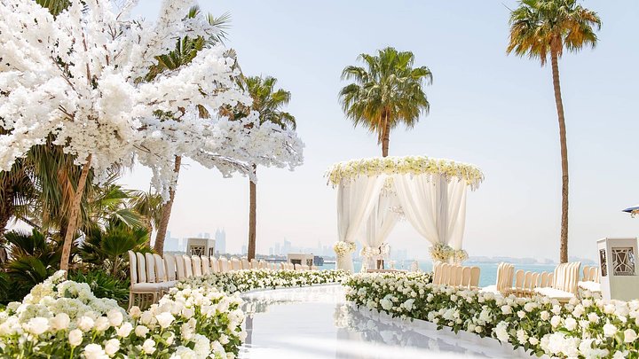jcomheroimageburjalarabjumeirahpalmgardenwedding6