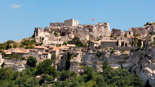 Explore picturesque ancient Les Baux