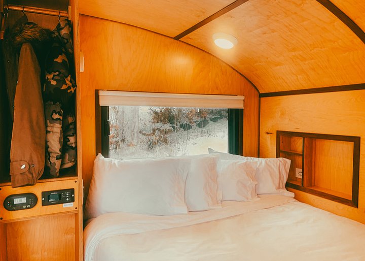 QueenBed1