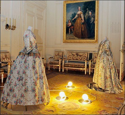Versailles3SeeCredits11
