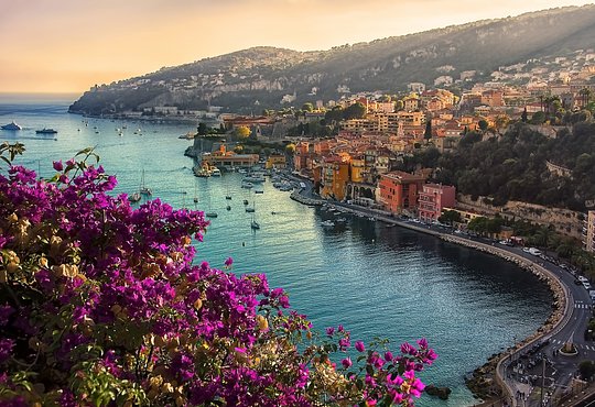 Go behind the scenes in Historic Nice