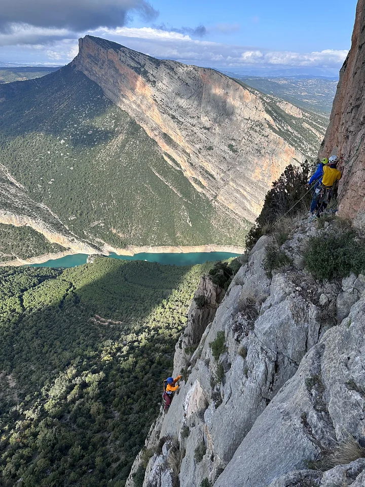kookoo_climb_catalonia_climbing_motrebei_4