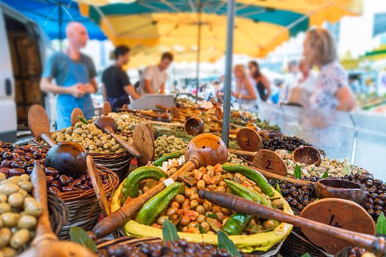 Savor the smells and tastes of a Provençal market