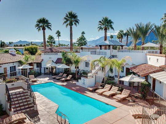 Connect & Unwind: Love Wins! LGBTQ+ Weekend Couples Retreat (Triada, Palm Springs)