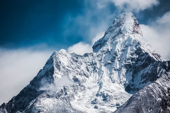 kookoo_climb_Ama_Dablam_Himalaya_Expedition_1