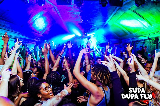 £10 ENTRY TICKET