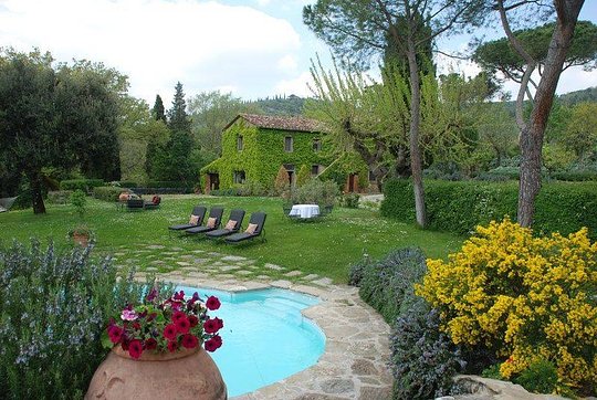 Italy-Tuscany Yoga Vacation