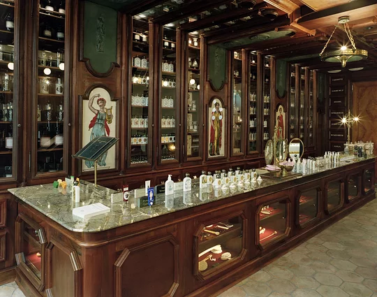 Buy perfume from an elite parfumerie founded in 1803