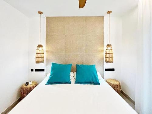 VILLA 12 (KING SIZE BED)