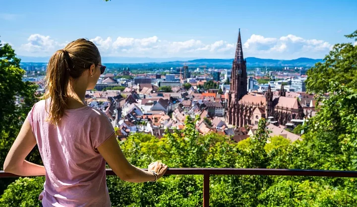 SimonDuxMedia_shutterstock_15097975461139x660