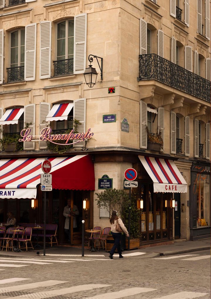 hoteldesgrandsvoyageursaccueil21775638402560landscape