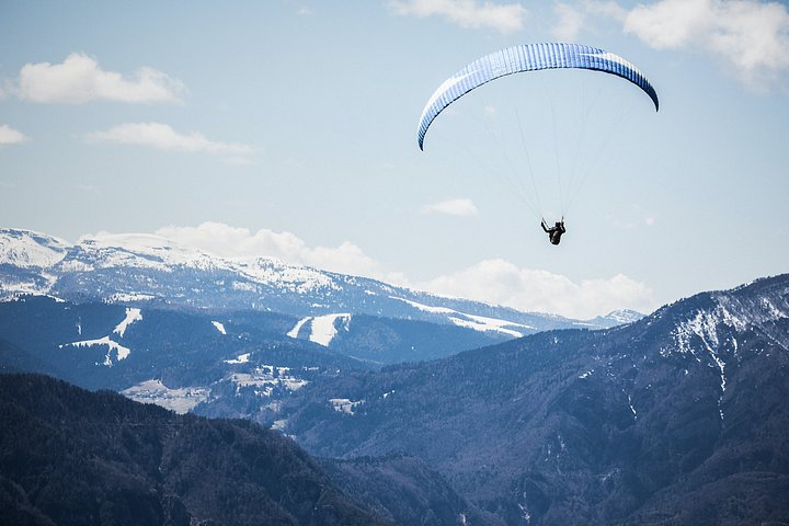 vincentiusolomonR86bzJSneuwunsplash