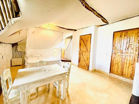 NEW PROPERTY - Safari Room