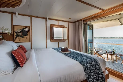 4277fb4093f611ecbe144539b376b7afKUDANIL_superyacht_for_sale_charter_11