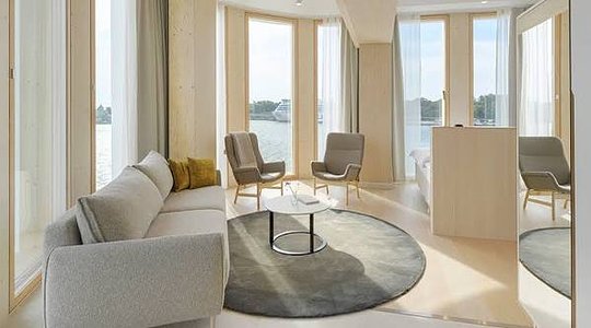Arrive February 16 in Helsinki - Private Room