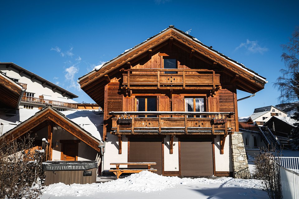 CHALET FAVEROT ONE 2025