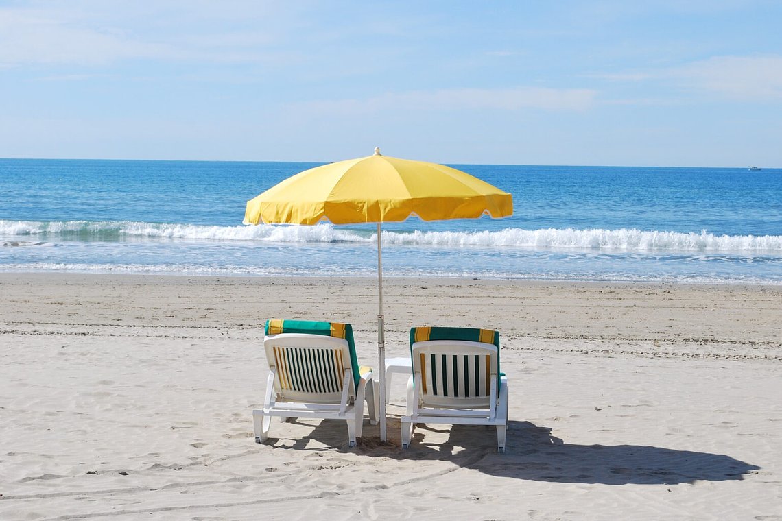 beach1230733_192021536x1024