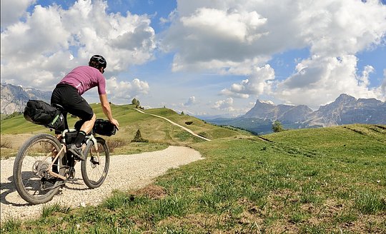 Live an outstanding outdoor experience riding the best off road tracks