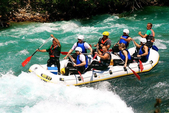 durmitorwhitewaterraftingpodgoricamontenegrokotor