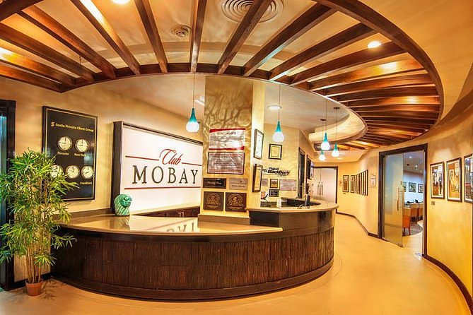 Club Mobay Airport Arrival and Departure Lounge 