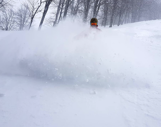 6 DAYS OF SKIING