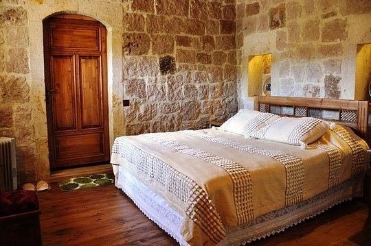 Aravan Evi Boutique Hotel