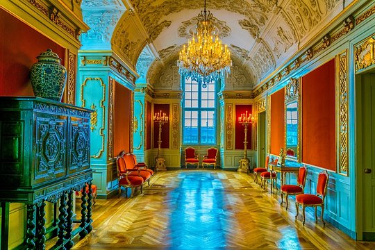 Visit the royal reception rooms at the Christianborg Palace