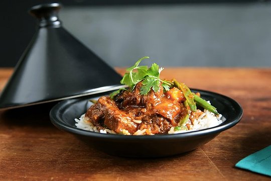Elevate Your Culinary Journey: Hiring a Private Chef Catering for Your Unforgettable Trip