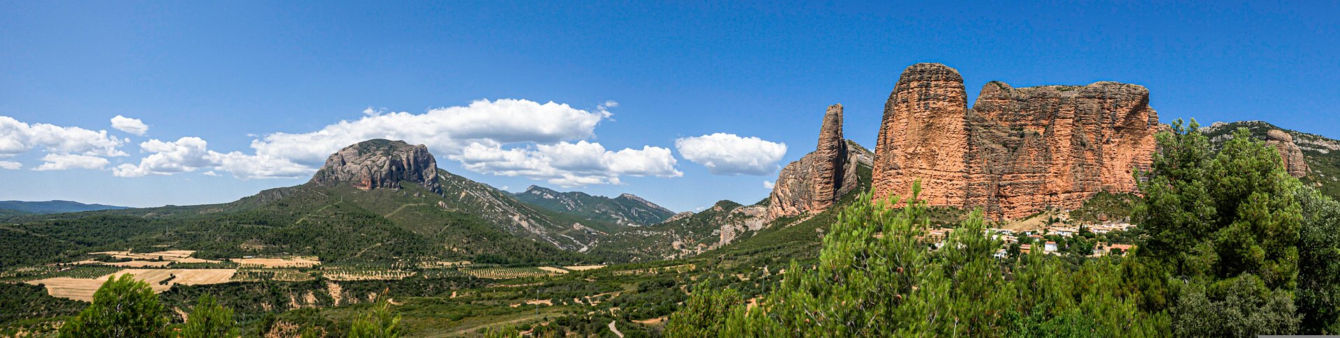 Riglos, vertical paradise