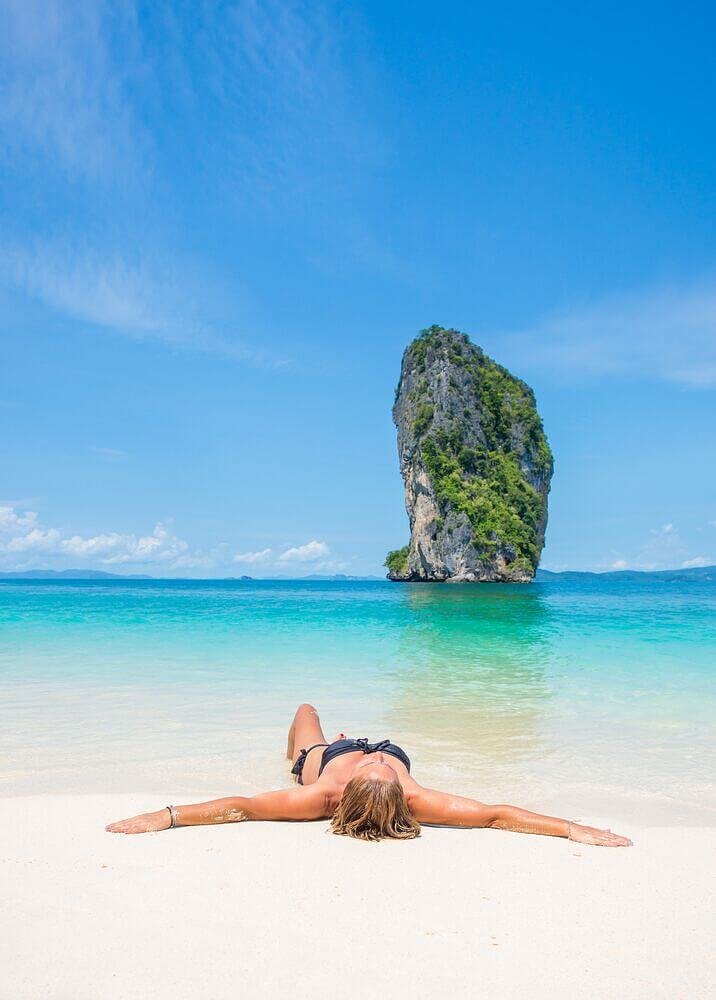 1. RAILAY - thailand alone_female solo traveller enjoying the beaches of thailand (1)