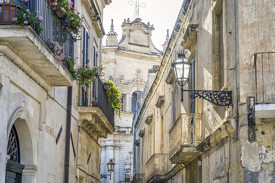 Wander the gorgeous streets of Baroque Lecce
