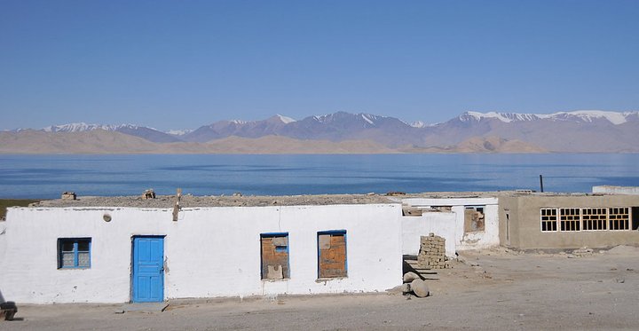 1314x680pxKarakul_Tajikistan_1