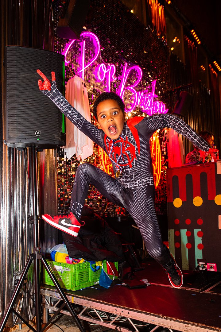 1BESTFlyKidHalloween109