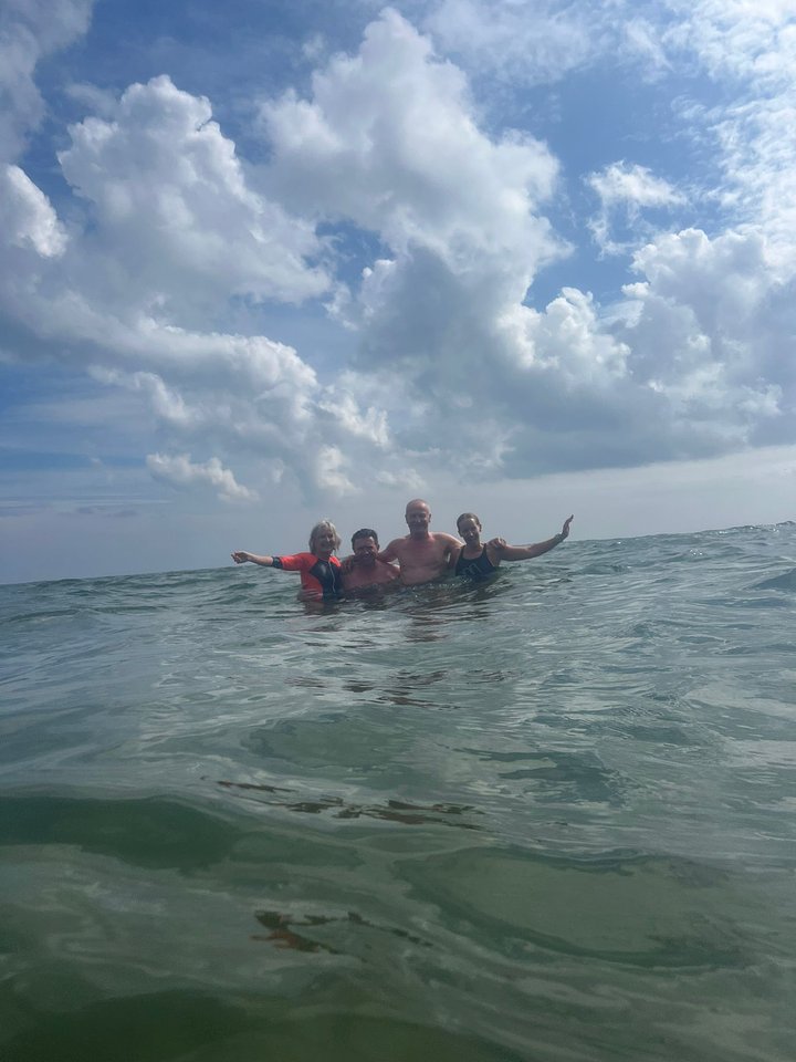 33053cfb06e54470a74a27867f81645c