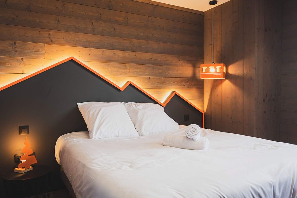 QUAD ROOM [4 PEOPLE]