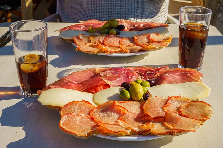 paambolitypicalgastronomyfrommallorca20241018065339utc11