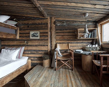 Basecamp Hotel