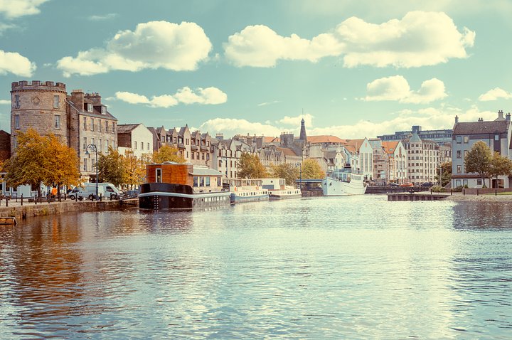 iStock1307223881