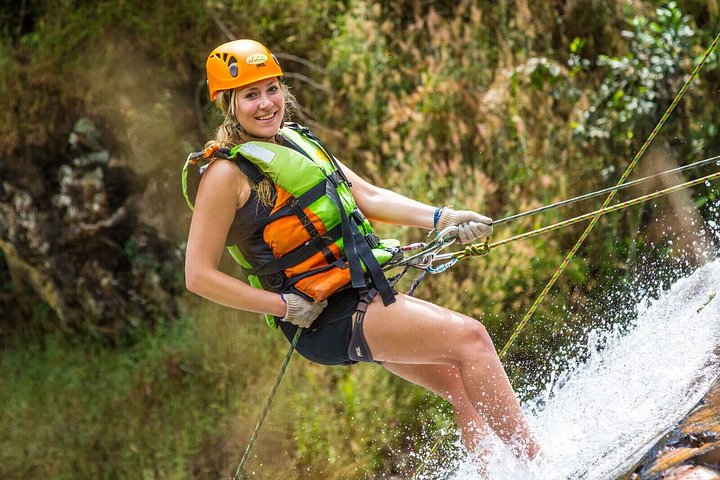 Abseiling/Canyoning