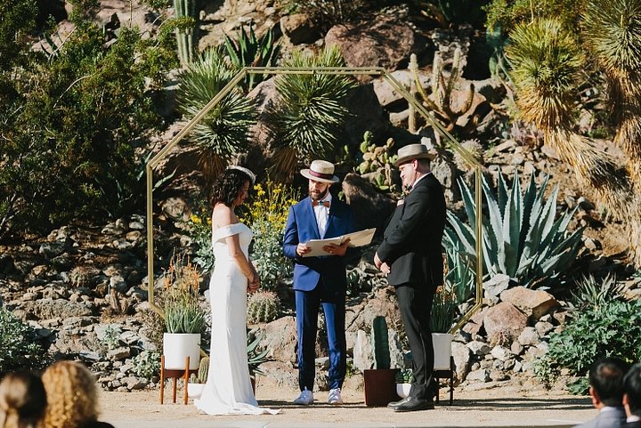 colony29palmsprings_wedding_katiepritchard_0035740x494