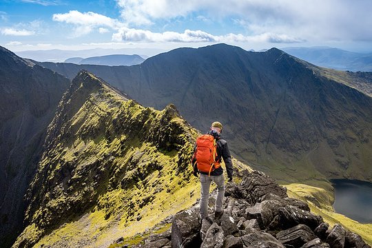 CARRAUNTOOHIL MOUNTAIN AND DEVIL'S LADDER