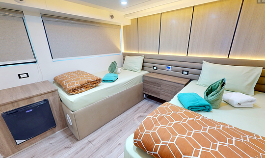 Cabin 11 (3rd Deck Twin En-Suit)