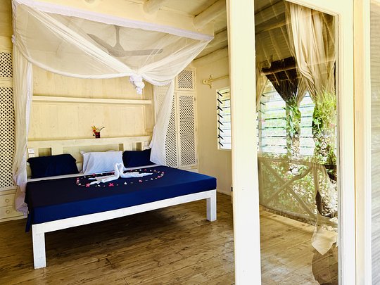 Ground Floor King Bedroom- Ocean Zuri Bungalow