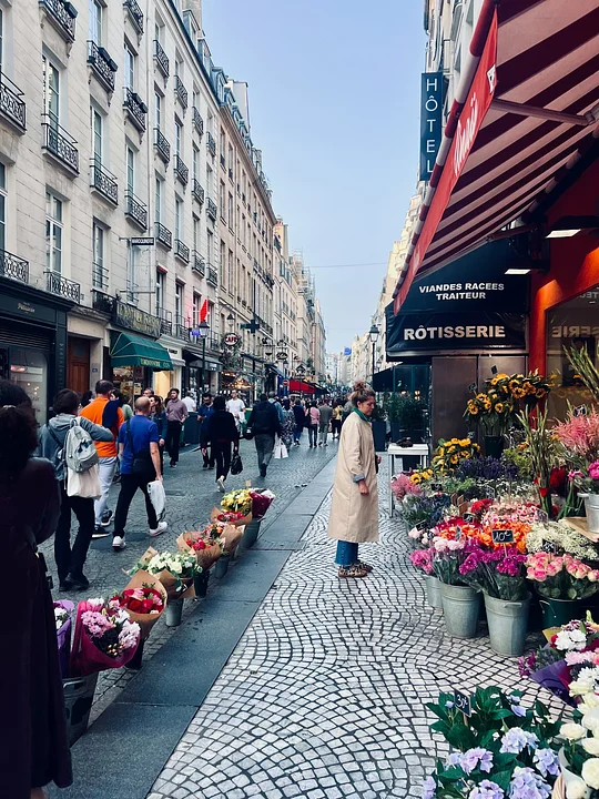 Shop in the bustling Rue de Martyrs