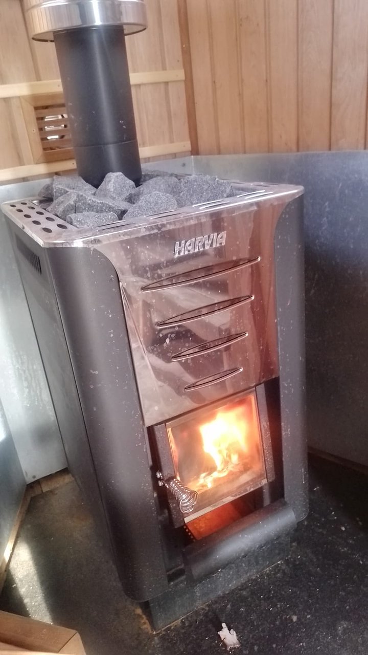 9f6855d168e54d1796da69a21396874c3