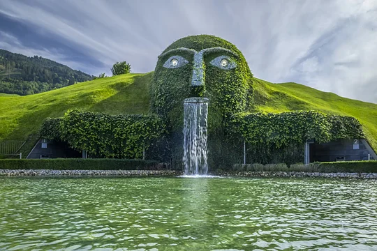 Wonder at the beauty of the magical Swarovski Crystal Worlds