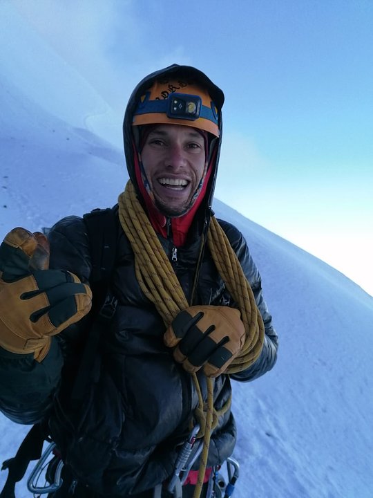 Camilo Andrade Davila UIAGM - Expedition Guide